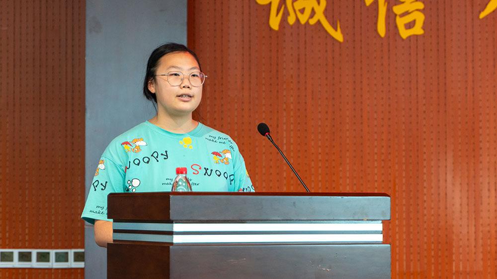 1661386612979630.jpg 李阳.jpg