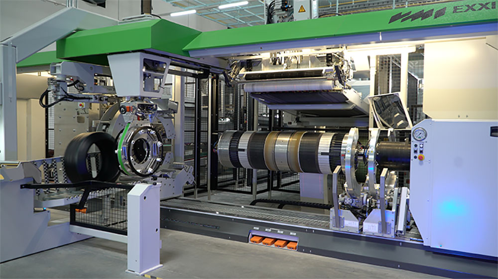 1664353142583604.jpg 2、自动化成型.jpg